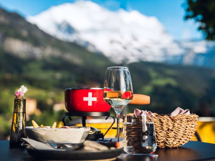 Hotel Jungfraublick / Restaurant The Deck