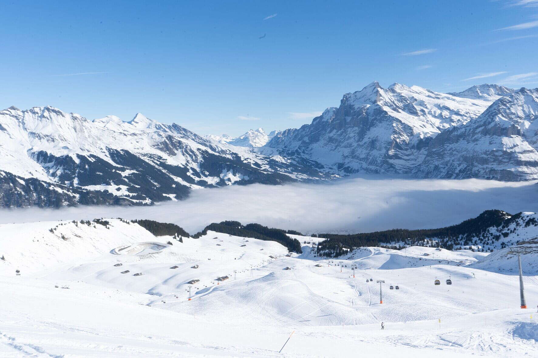 View of the Wengen ski area and surroundings.